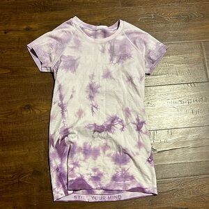 Lululemon short sleeve swiftly tech shirt in shimbori stripe, purple/white